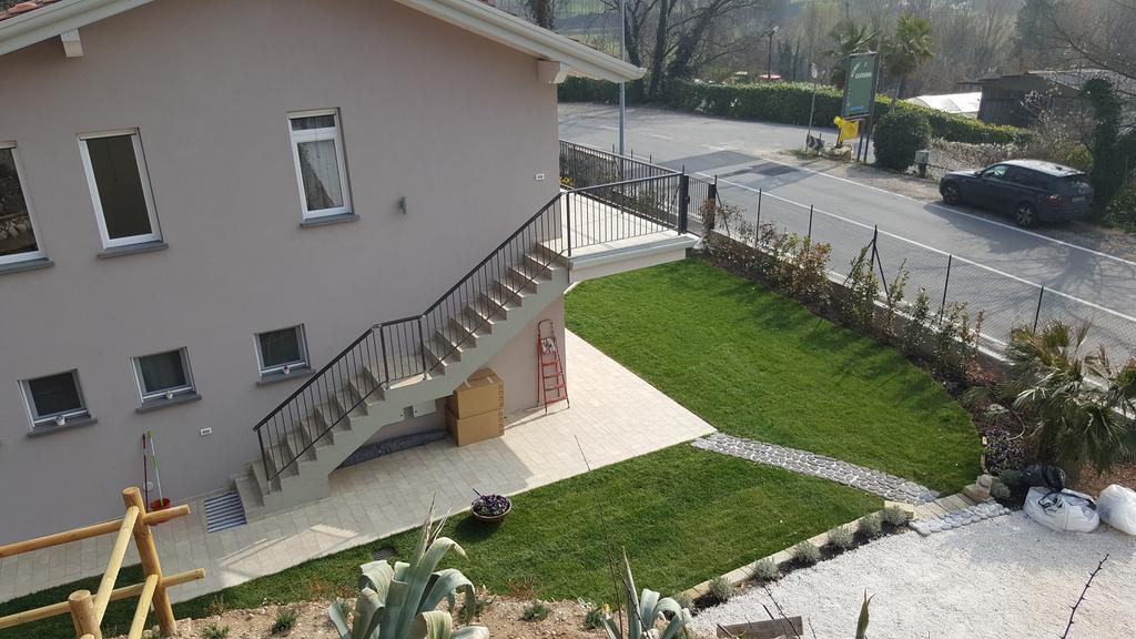 Mimosa Apartments Soiano Del Lago Zewnętrze zdjęcie
