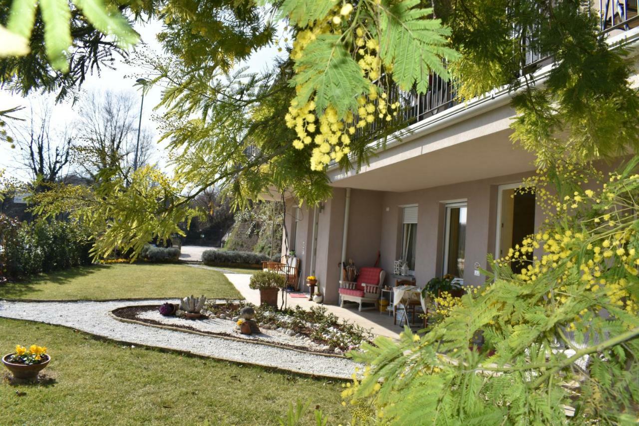 Mimosa Apartments Soiano Del Lago Zewnętrze zdjęcie