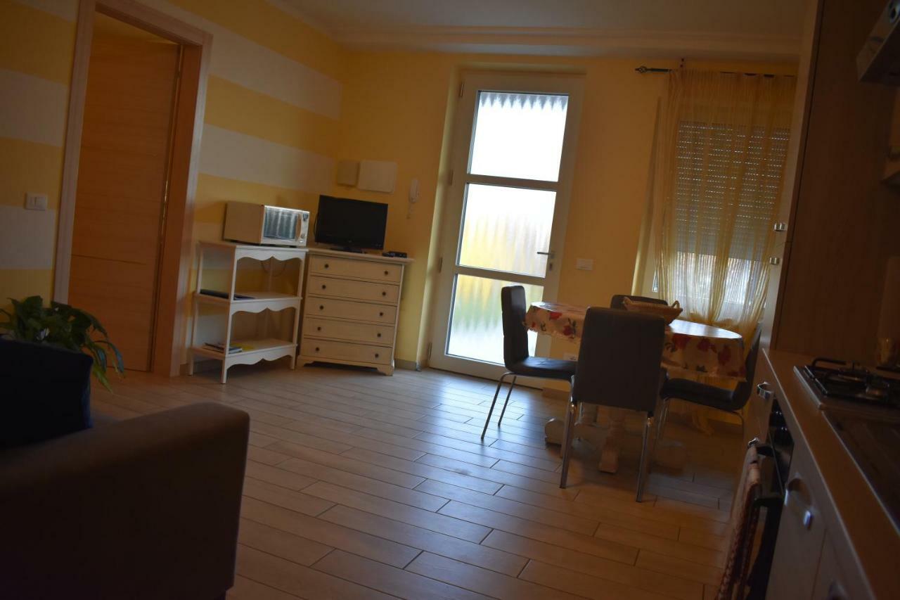Mimosa Apartments Soiano Del Lago Zewnętrze zdjęcie